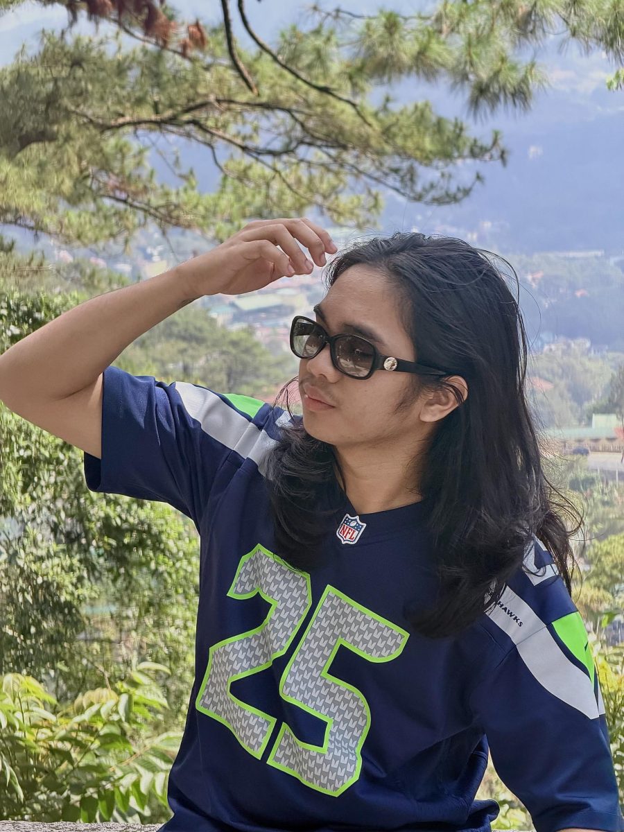 Justine Elloso, a STEM student who wants to time travel